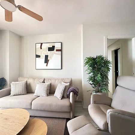 Apartment 2 Bed Penthouse With Sea View Torremolinos