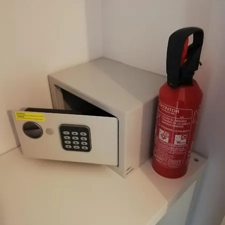 2 Bed Penthouse With Sea View Apartamento