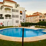 2 Bed Penthouse With Sea View 公寓