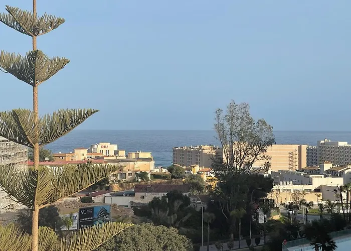 2 Bed Penthouse With Sea View Торремолинос