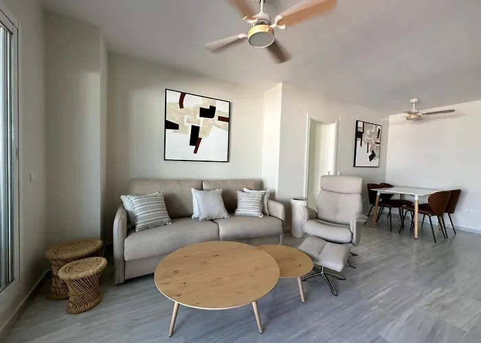 2 Bed Penthouse With Sea View * Торремолинос