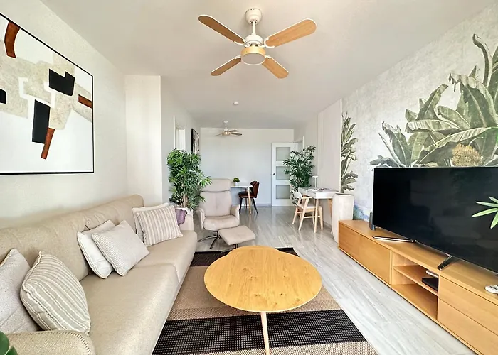 2 Bed Penthouse With Sea View Апартаменты