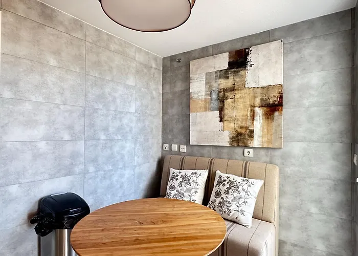 2 Bed Penthouse With Sea View Торремолинос