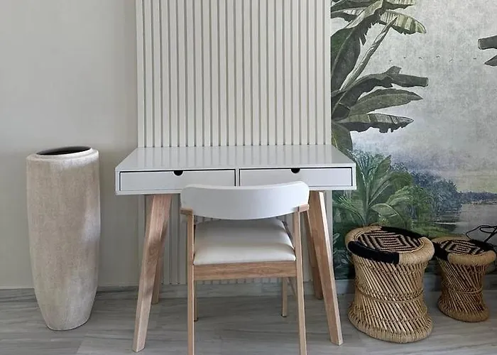 2 Bed Penthouse With Sea View Appartement