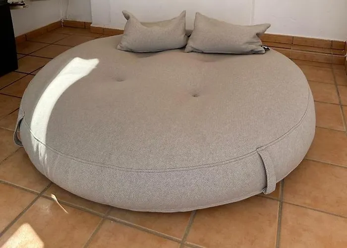 2 Bed Penthouse With Sea View Appartement