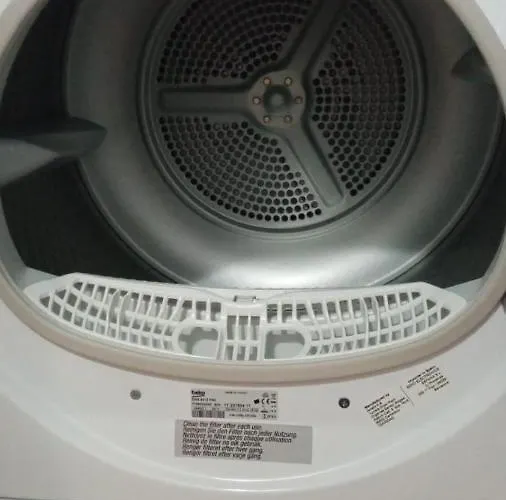 2 Bed Penthouse With Sea View Apartment *