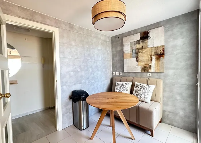 2 Bed Penthouse With Sea View